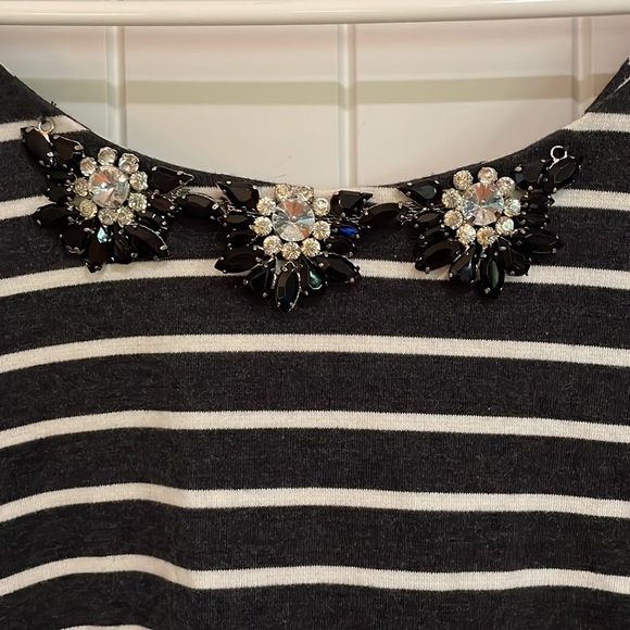 Blu Pepper large Black and White Striped Dress with jewel accents - Picture 5 of 6